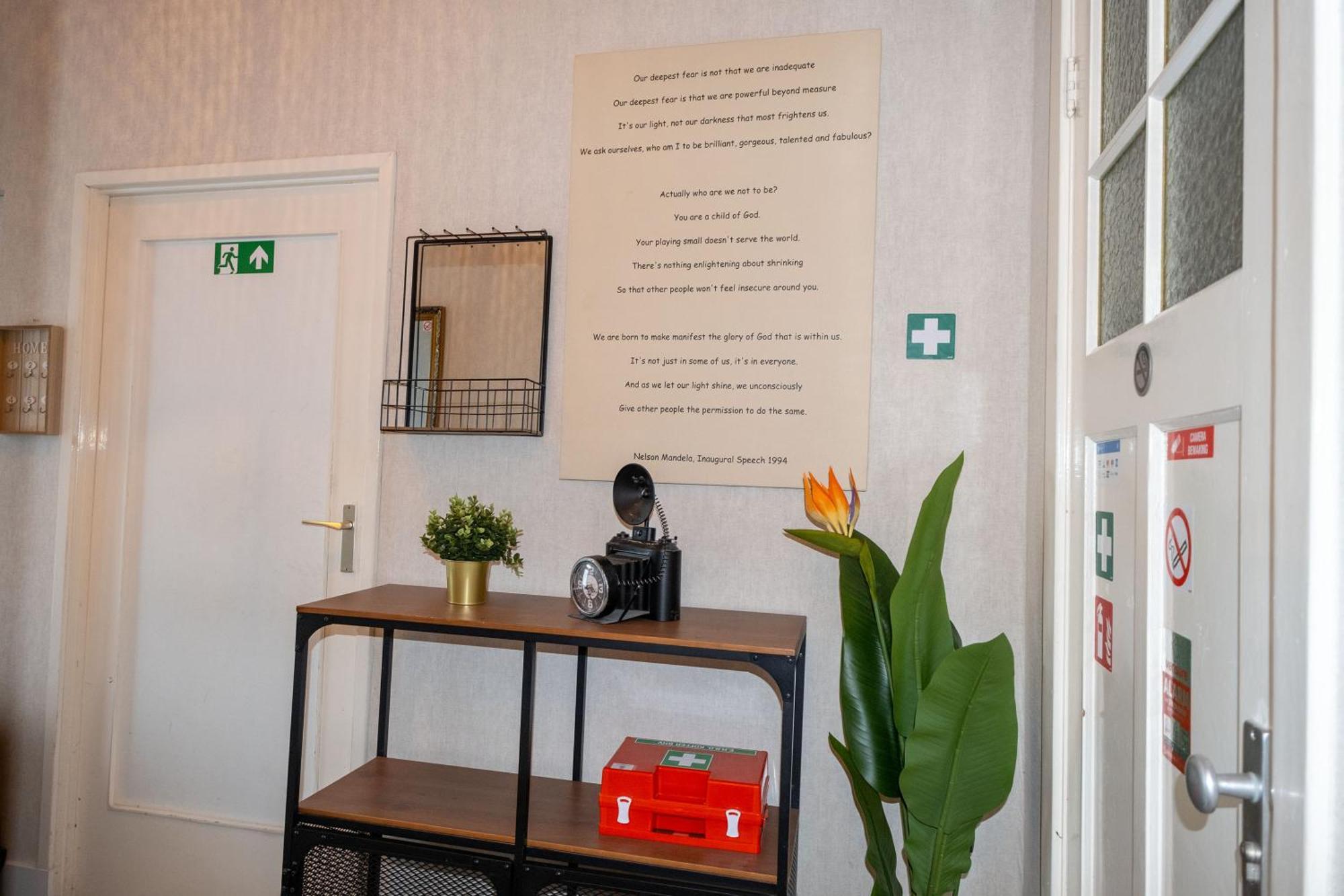 Hello Stay Utrecht Exterior foto